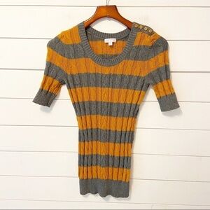 A Pea in the Pod | Stripped Short Sleeve Sweater Size XS